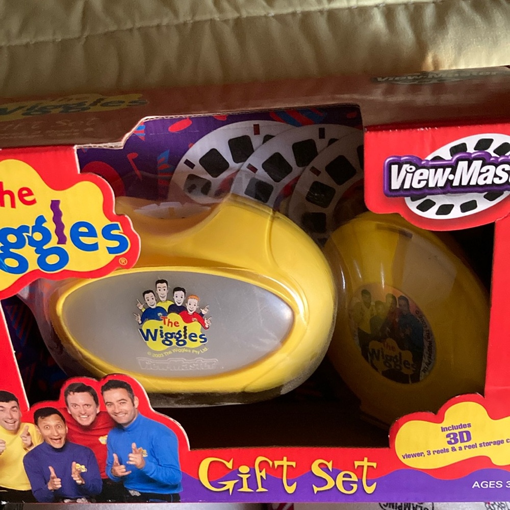 VINTAGE Brand New View-Master Gift Set - Yellow